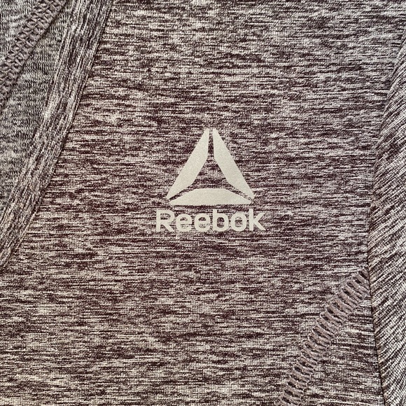 Reebok Size M Gray Workout T-Shirt - Picture 3 of 4